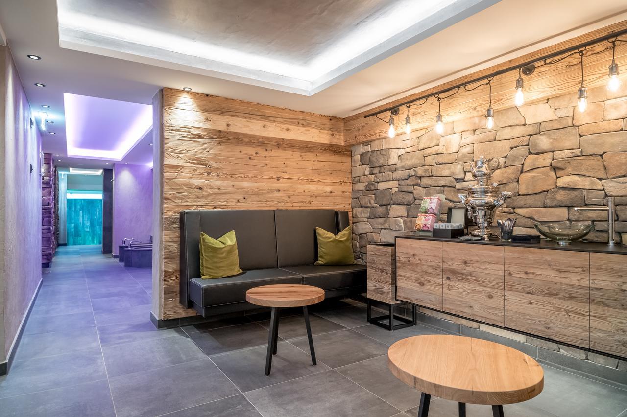 Hotel Garni Caroline Ischgl Exterior photo